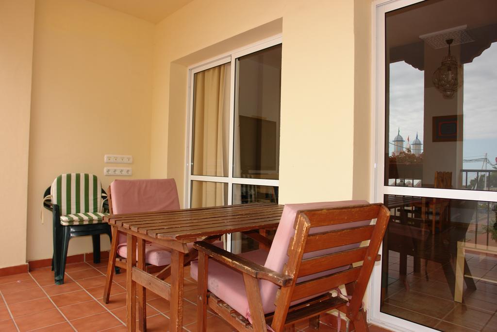 Ferienwohnung Luxurious Carabeo 2000 1.3 Nerja Exterior foto